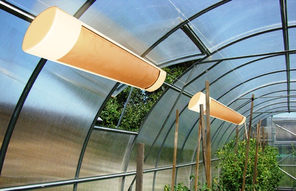infrared heating of the greenhouse