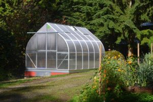 Dedrian C Climapod 9x14 greenhouse review 01